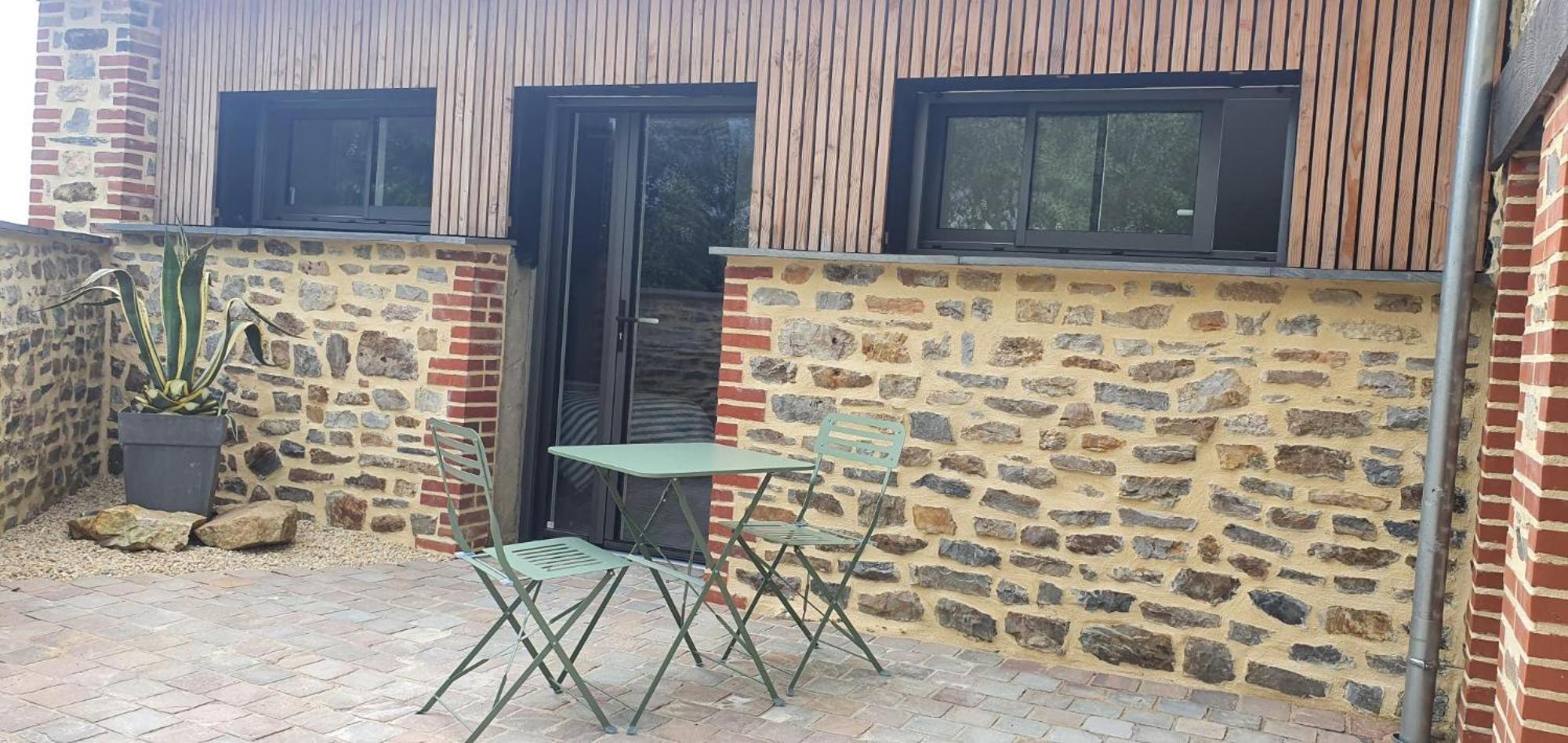 Studio Pic Au Vert Martigné-Ferchaud Exterior photo
